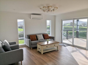 Karapiro Retreats holiday house